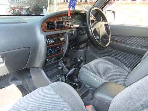 FORD RANGER 2.5 XLT 4WD CAB ปี 2000 FORD RANGER 2.5 XLT 4WD CAB ปี 2000