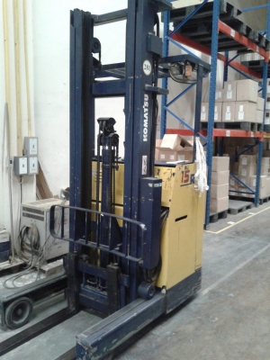 Forklift KOMATSU FB15RL จัดมาให้กันอีกรอบแล้วครับ