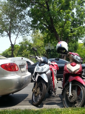 ขาย Kawasaki ZX-130 เดิมสวย ขาย Kawasaki ZX-130 เดิมสวย