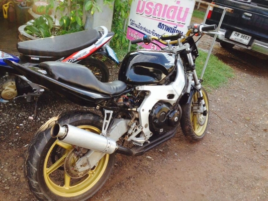 CBR 250 RR ปี1993 4สูบ แต่งสตั้น ทะเบียนแท้โอนขนส่ง CBR 250 RR ปี1993 4สูบ แต่งสตั้น ทะเบียนแท้โอนขนส่ง