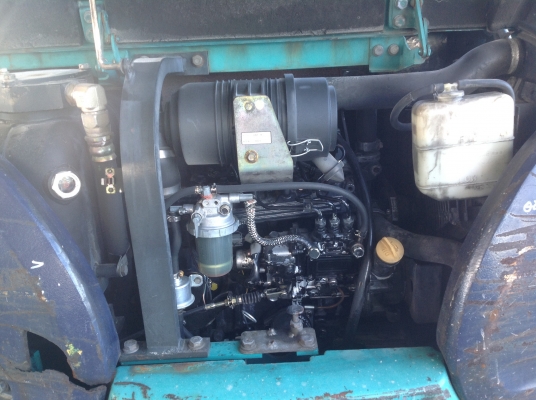 ขายรถแบคโฮ KOMATSU PC35R-8 แทร็กยาง มือสองญี่ปุ่น