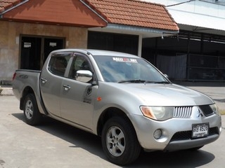 MITSUBISHI TRITON DOUBLECAB GLX 2.5 MT ปี 2006 รถสวยพร้อมใช้ จัดไฟแนนซ์ได้ ดาวน์ 8,000 T.086-527-9533