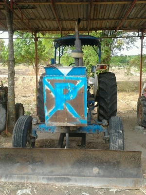 ขายรถไถฟอร์ด 6600 T3 รถสวยเดิม หางสามบวกหางเจ็ด พร้อมเล่มทะเบียน พร้อมโอน