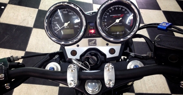 #ปรับราคาสุดๆครับ 115,000 ขาย/แลก/เทิร์น. Cb400 เทค3 กุญแจชิพ ปี07 inv. สภาพนางฟ้า (ไม่ใช่รถวน อย่างแน่นอน..เช๊คได้เลยครับ)