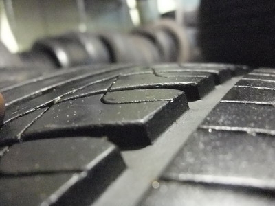 ยาง Dunlop 225/45/17 ปี08 ยาง Dunlop 225/45/17 ปี08