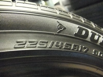 ยาง Dunlop 225/45/17 ปี08 ยาง Dunlop 225/45/17 ปี08