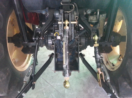 จัดโปรโมชั่น..1 คันเท่านั้น..ยันร์ม่า EF 453 T4WD ตัวเปล่าเพียง 295000 บาท