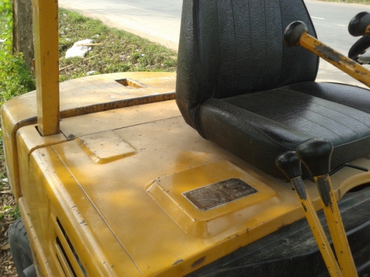 รถยก โคมัสสุ เครื่องอีซูสุ 2.5 ตัน พร้อมใช้งานค่ะ รถยก โคมัสสุ เครื่องอีซูสุ 2.5 ตัน พร้อมใช้งานค่ะ