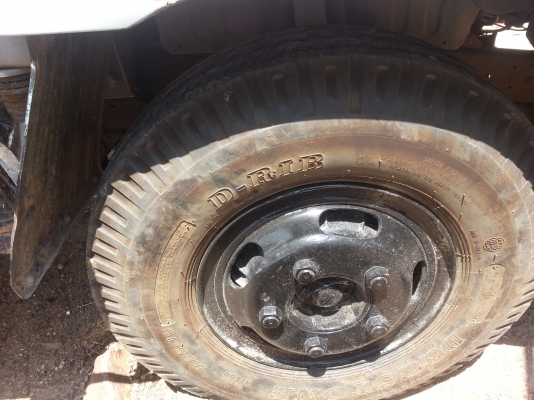 หกล้อดั้มอีสุสุ เครื่อง 4BD1  110 แรง บรรทุกได้ 10 ตัน..ใช้งานได้เลยเอกสารเล่มพร้อม