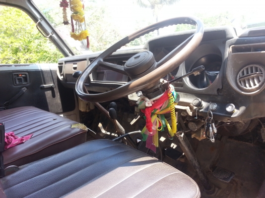 หกล้อดั้มอีสุสุ เครื่อง 4BD1  110 แรง บรรทุกได้ 10 ตัน..ใช้งานได้เลยเอกสารเล่มพร้อม