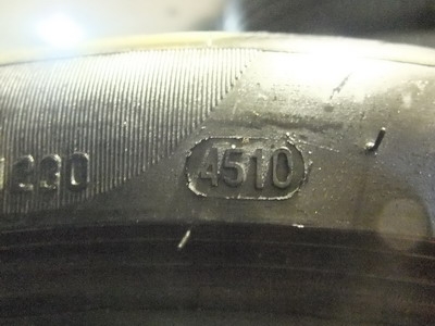 ยาง Pirelle 235/40/18 ปี10