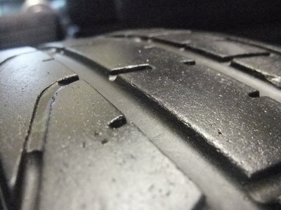 ยาง Pirelle 235/40/18 ปี10