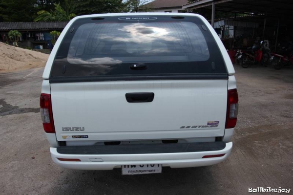 ISUZU D-max cab-4 SX 2.5 ปี 05