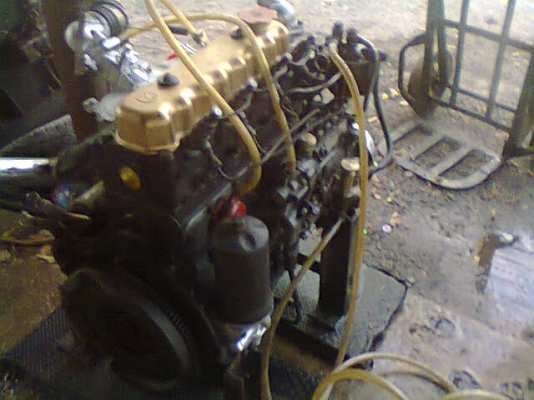 ขายเครื่องISUZU แอล240  75แรง 20,000บาทสวยๆ ขายให้คุณรัตติพล(ก.ท.ม.)แล้วครับขอบคุณครับ