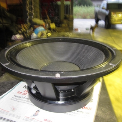 ขายดอกออดิโอดีไวท์ 18" ว๊อยซ์ 5" + ตู้ลำโพง18"