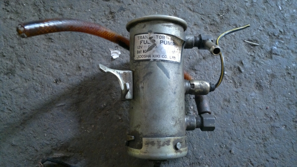 ติ๊กนอกถังเรือ 12 V ติ๊กนอกถังเรือ 12 V