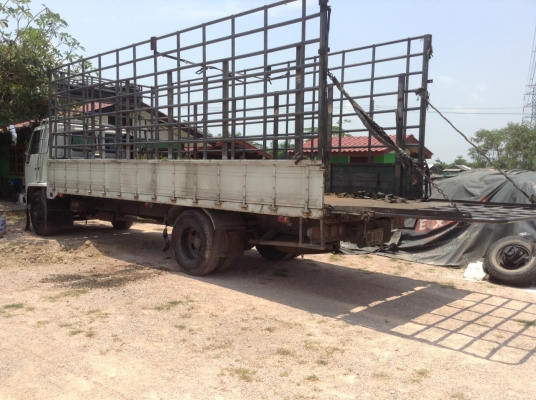 ขายISUZU Rocky6ล้อ FTR.แท้ เครื่อง (6BD 165แรง) ยาว7.2 ม. เบรคจิ๊ฟฟี่ พวงมาลัยพาว์เวอร์  ขับดี ครัทซีสวย ขาย 620,000 บาท