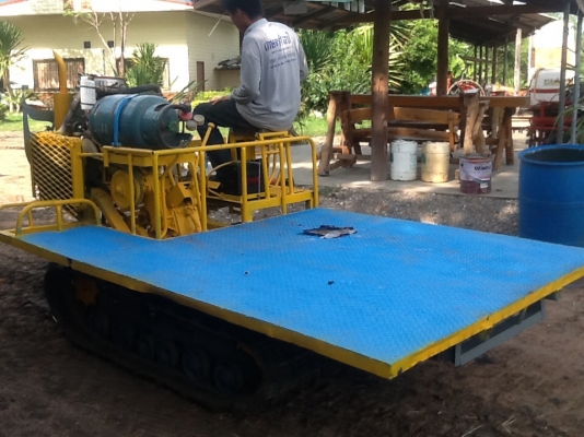 ขายรถลำเลียง