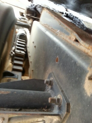 รถอีซูซุ 10 ล้อ หัวลาก  320 แรงม้า.   ปี 46   สนใจติดต่อ 081 - 6079515