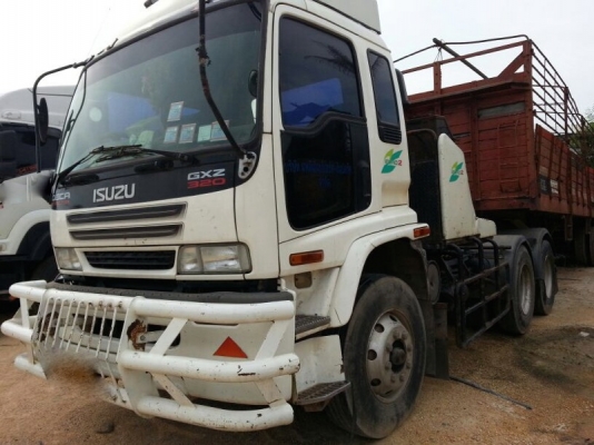 รถอีซูซุ 10 ล้อ หัวลาก  320 แรงม้า.   ปี 46   สนใจติดต่อ 081 - 6079515