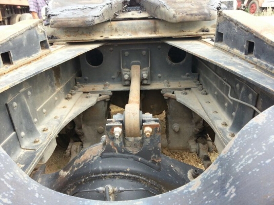 รถอีซูซุ 10 ล้อ หัวลาก  320 แรงม้า.   ปี 46    สนใจติดต่อ 081 - 6079515