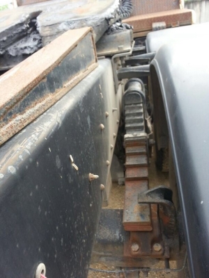 รถอีซูซุ 10 ล้อ หัวลาก  320 แรงม้า.   ปี 46    สนใจติดต่อ 081 - 6079515