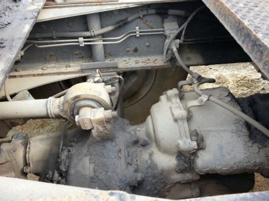 รถอีซูซุ 10 ล้อ หัวลาก  320 แรงม้า.   ปี 46    สนใจติดต่อ 081 - 6079515