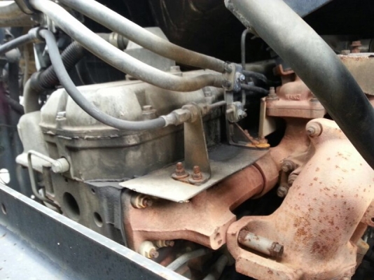 รถอีซูซุ 10 ล้อ หัวลาก  320 แรงม้า.   ปี 46    สนใจติดต่อ 081 - 6079515