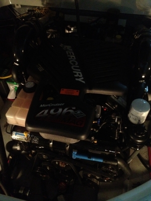 เรือยอร์ซสุดหรู CROWNLINE 29ฟุตปี2005วิ่งน้อยใหม่มากๆ  แอร์ GEN อุปกรณ์อำนวยความสะดวกครบ