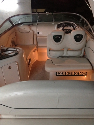 เรือยอร์ซสุดหรู CROWNLINE 29ฟุตปี2005วิ่งน้อยใหม่มากๆ  แอร์ GEN อุปกรณ์อำนวยความสะดวกครบ