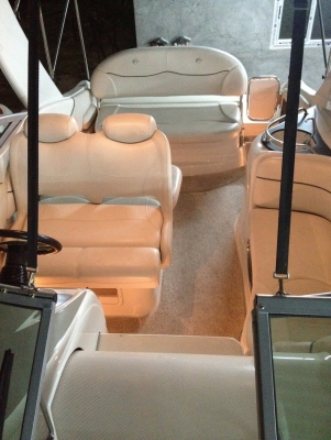 เรือยอร์ซสุดหรู CROWNLINE 29ฟุตปี2005วิ่งน้อยใหม่มากๆ  แอร์ GEN อุปกรณ์อำนวยความสะดวกครบ