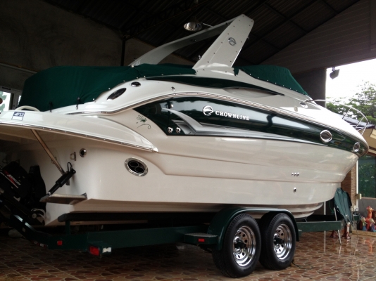 เรือยอร์ซสุดหรู CROWNLINE 29ฟุตปี2005วิ่งน้อยใหม่มากๆ  แอร์ GEN อุปกรณ์อำนวยความสะดวกครบ