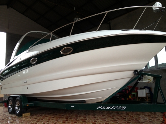 เรือยอร์ซสุดหรู CROWNLINE 29ฟุตปี2005วิ่งน้อยใหม่มากๆ  แอร์ GEN อุปกรณ์อำนวยความสะดวกครบ