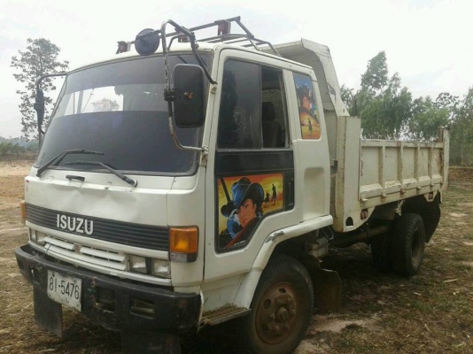 ขายร๊อคกี้  175 ดั๊ม แอร์ ครบ เเชสซีสวย ยางดี พร้อมใช้ ราคา 650,000 โทร 087-9666599 คุณหนาม