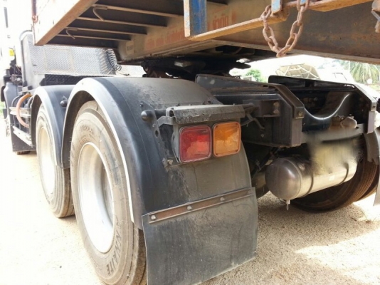 รถอีซูซุ 10 ล้อ หัวลาก  360 แรงม้า. ปี 52   สนใจติดต่อ 081 - 6079515