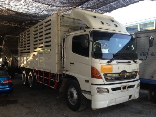 ขายรถกระบะบรรทุก10 ล้อ HINO MEGA  FM  2 เพลา เครื่องยนต์ 260 แรงม้า ยาว 6.3 เมตรสนใจติดต่อ  080-4477814 คุณพีรพงษ์