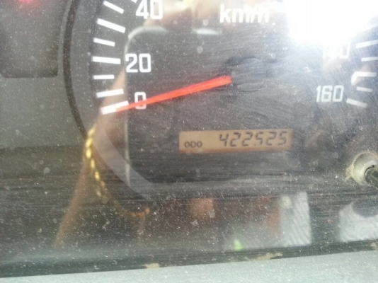 รถอีซูซุ 10 ล้อ หัวลาก  360 แรงม้า. ปี 52   สนใจติดต่อ 081 - 6079515