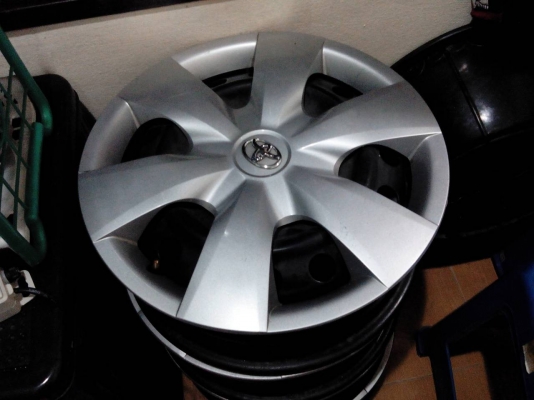 ขายล้อกะทะ พร้อมฝาครอบล้อVIOS