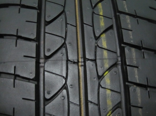 ขายล้อแม็กพร้อมยางป้ายแดง NISSAN ALMERA ขอบ 15 สภาพใหม่ๆ