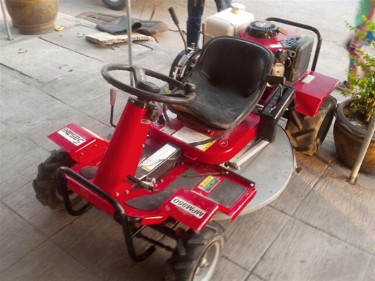 ขายรถตัดหญ้า เก่าญี่ปุ่น สภาพสวยพร้อมใช้ Mowers second hand condition. Japanese imports