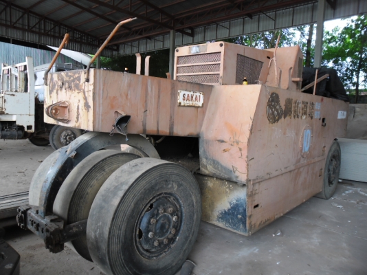 ขายรถบด7ล้อ SAKAI รุ่น TA 10 สภาพพร้อมไช้เอกสารทะเบียน