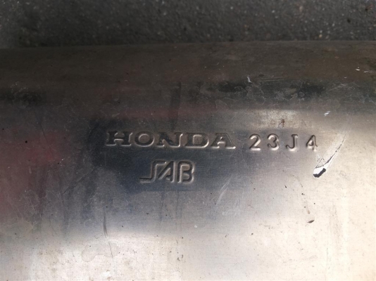 ท่อสภาพใหม่ ของฮอนด้า jazz 2003-2007 อีกอันไม่ทราบรุ่น