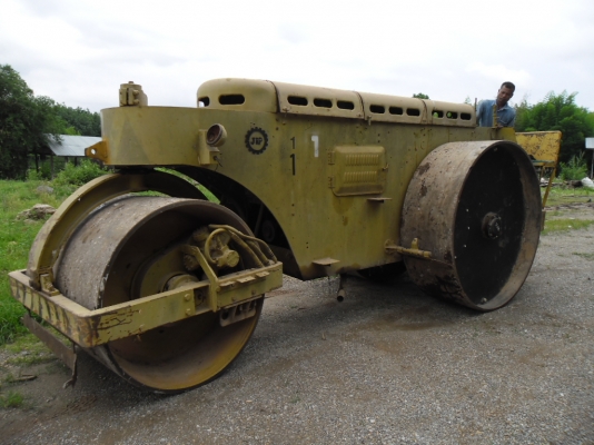 ขายรถบด 3 ล้อเหล็กWATANABE WD 10 ตันสภาพสวยๆพร้อมใช้เอกสารใบสัญยาซื้อขาย