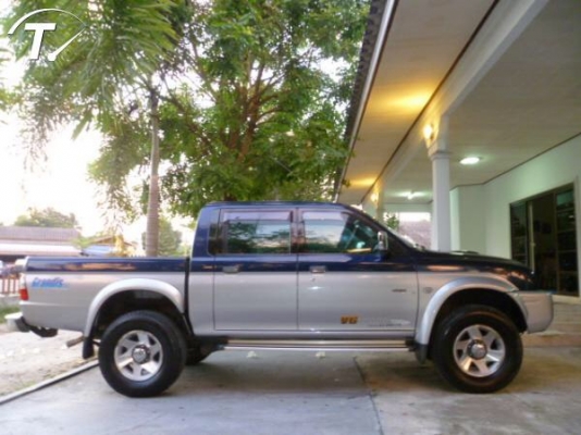 ขายมิตชูบิชิ สตราด้า 4 ประตูโฟวิล เครื่อง 2500 VG  205000 บาท