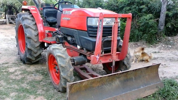 ขายแทรกเตอร์คูโบต้า L4508 Di  พร้อมใบมีดดันดินตราช้างครับ