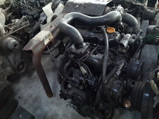 ขาย เครื่องยนต์ รถขุดเล็ก YANMAR ,KOMATSU ทุุุกรุ่น มือสองญี่ปุ่น