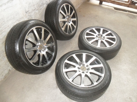 ล้อแม็ก 16นิ้ว 4รู100/114 พร้อมยาง สวยๆ 4 ล้อ ราคา 4800 บาท