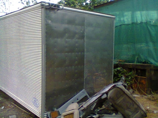 ขายตู้ห้องเย็นต่ออู่ป. การช่าง(แม่กลอง) ยาว7.20เมตร 100,000บาท(ราคาสุดท้าย)