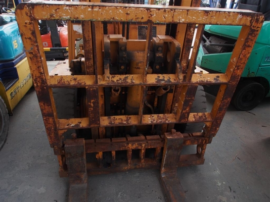 ** NEW LOT ** KOMATSU FD20-8 เสา 3 เมตร เครื่องยนต์ C240 เกียร์ธรรมดา งาคว่ำ-หงายได้ ^^ ** NEW LOT ** KOMATSU FD20-8 เสา 3 เมตร เครื่องยนต์ C240 เกียร์ธรรมดา งาคว่ำ-หงายได้ ^^