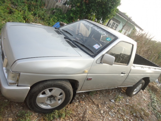 ขายนิสัน115,000 บาย Tel.*0815711261